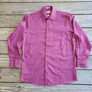 Van Heusen Men's Classic Fit Dress Shirt Burgundy Wrinkle Free 15.5 32/33